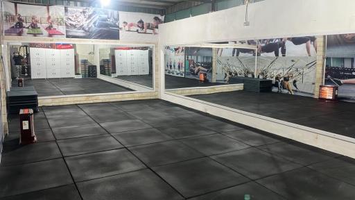 عکس باشگاه بدنسازی راه تندرستی