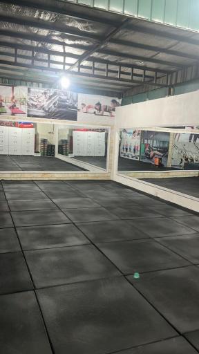 عکس باشگاه بدنسازی راه تندرستی