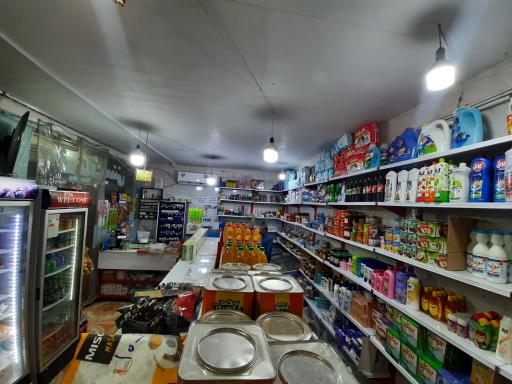 عکس هایپرمارکت ایران زمین