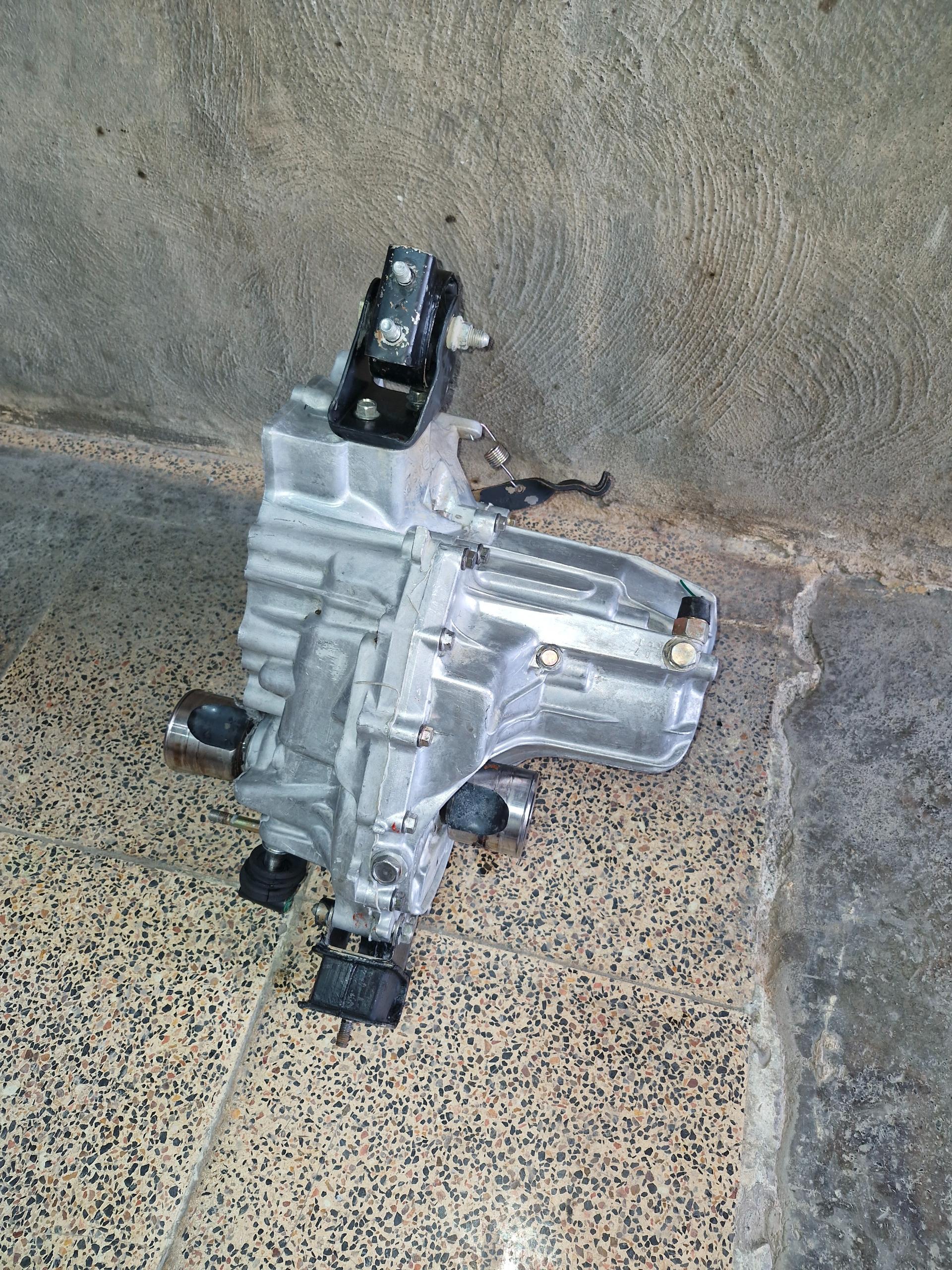 عکس کارواش و قطعه شویی بزرگ 170