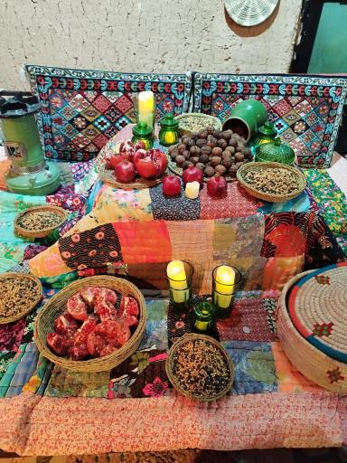 عکس رستوران سنتی بلوط