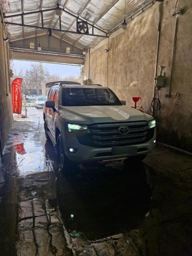 عکس کارواش و قطعه شویی بزرگ 170