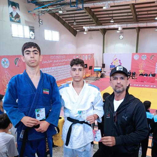 عکس سالن ورزشی شهید هاشمی نژاد بهشهر