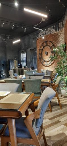 عکس کافه فست فود سورنا