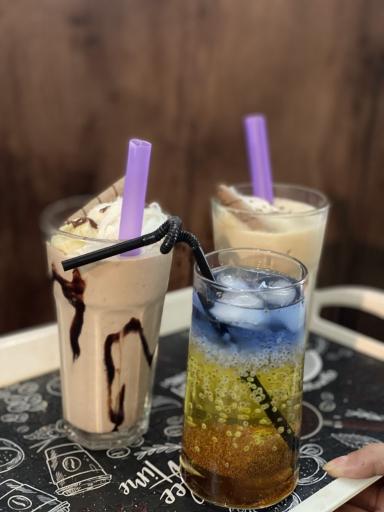 عکس کافه زمان