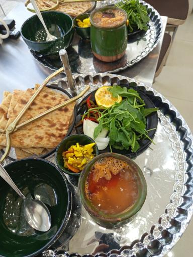 عکس صبحانه و دیزی سرای محفل