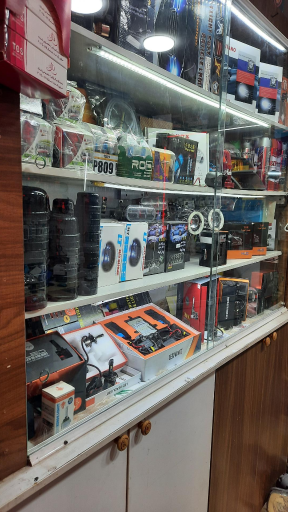 عکس هدلایت مارکت لوتوس