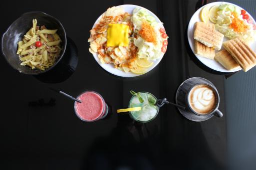 عکس کافه هم 