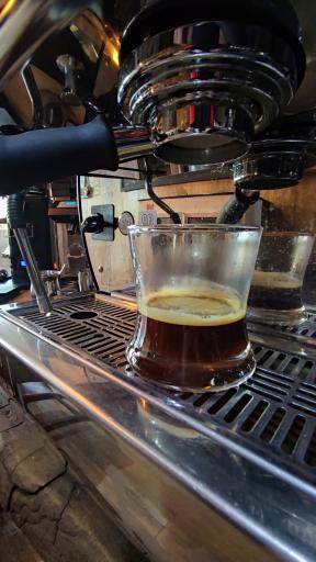 عکس کافه مادو