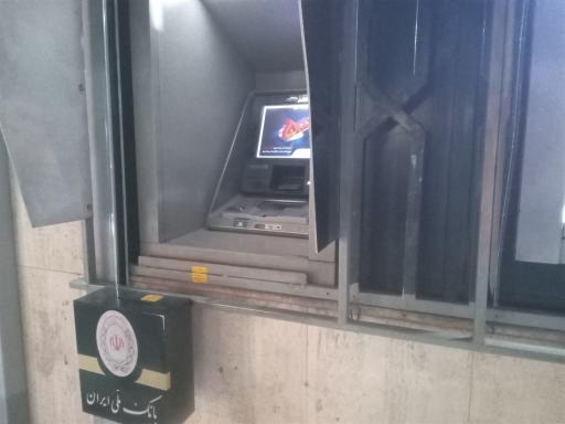 عکس خودپرداز بانک ملی