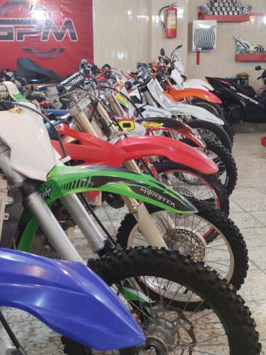 عکس تعمیرگاه موتور سیکلت پژمان 