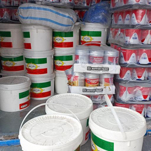 عکس رنگ و ابزار کیان (پخش رنگ نانو و افزودنی های بتن)