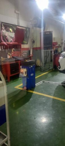 عکس تعمیرگاه مرکزی اطلس خودرو