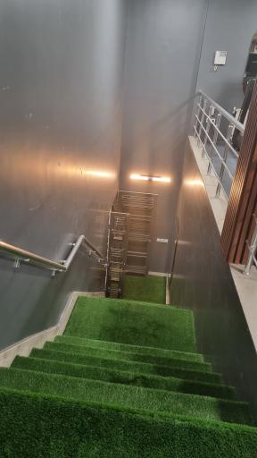 عکس باشگاه بدنسازی آرسس !