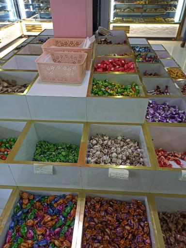 عکس شیرینی گندم طلایی