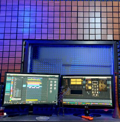 عکس استودیو موسیقی