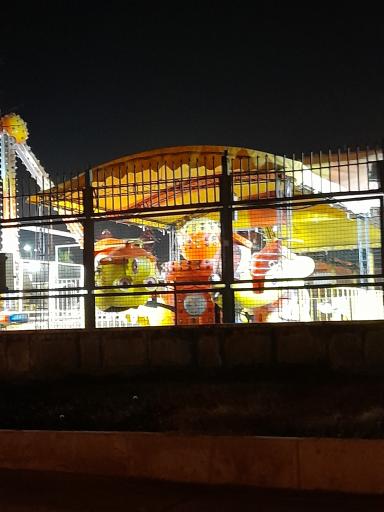 عکس شهربازی بوستان ملت (شهدای گمنام)