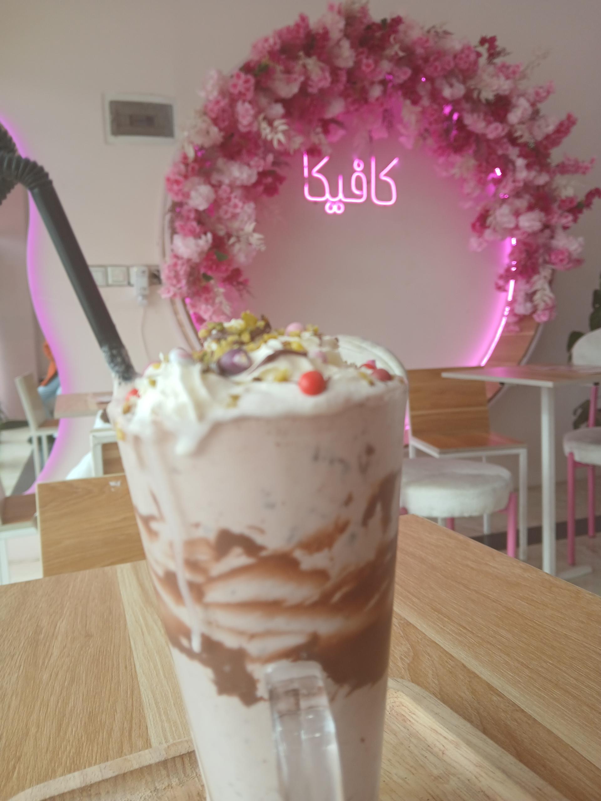 عکس کافی شاپ کافیکا