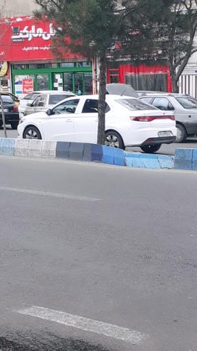 عکس دیلی مارکت  (ابوذر)