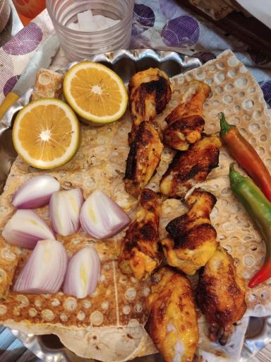 عکس کافه رستوران مزه