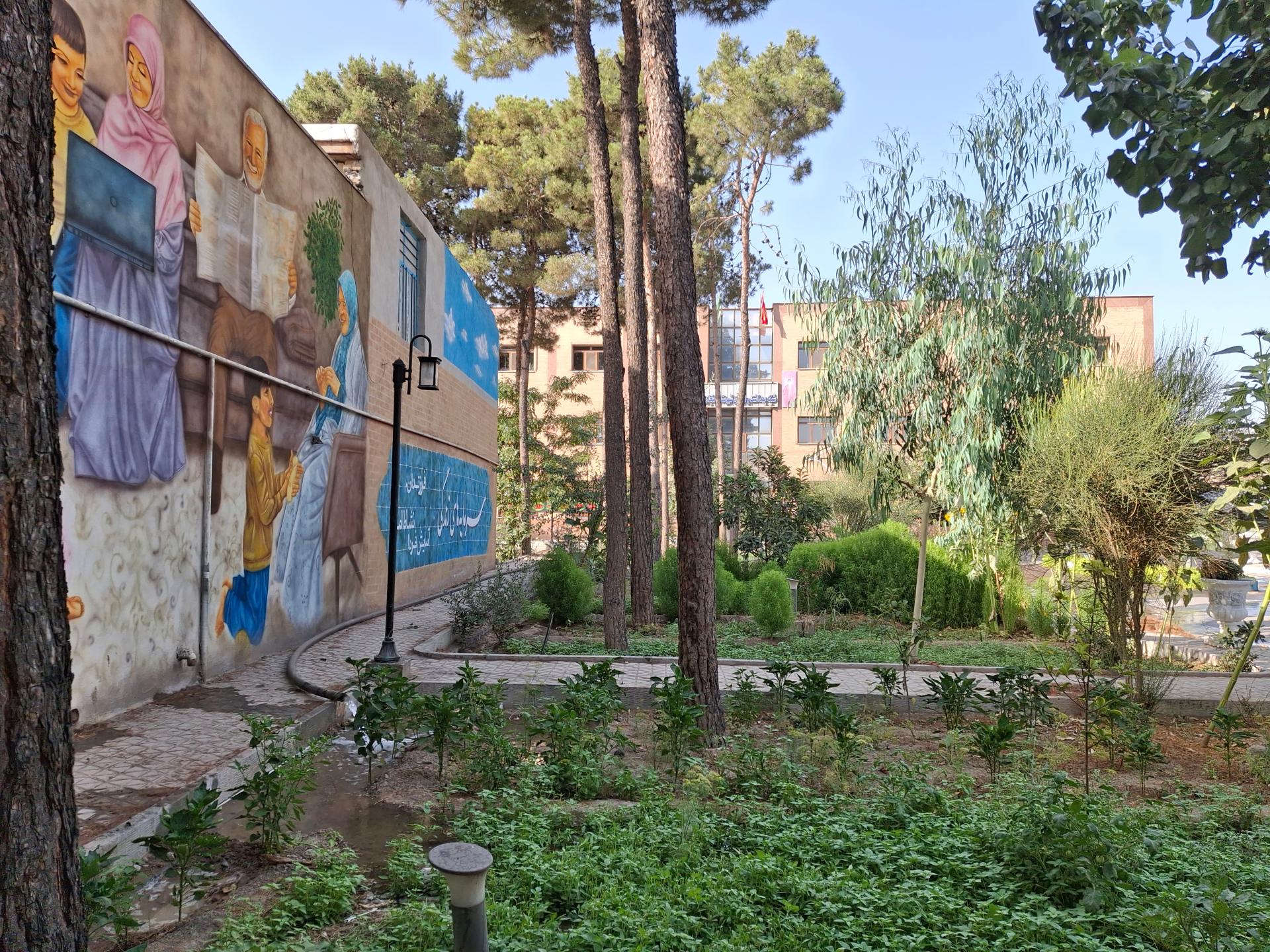 عکس شبکه بهداشت و درمان لنجان(زرین شهر)