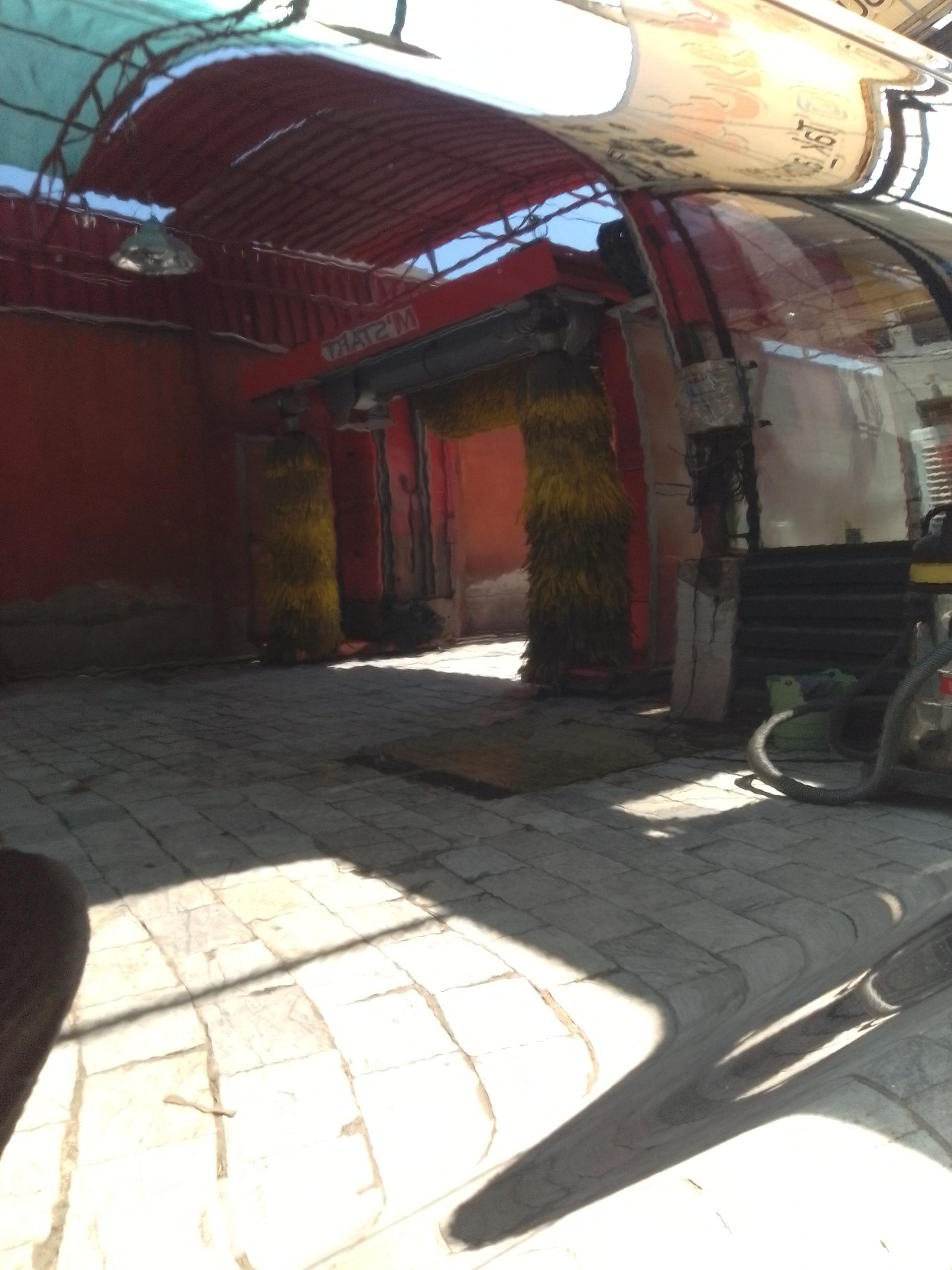 عکس کارواش اتوماتیک تک