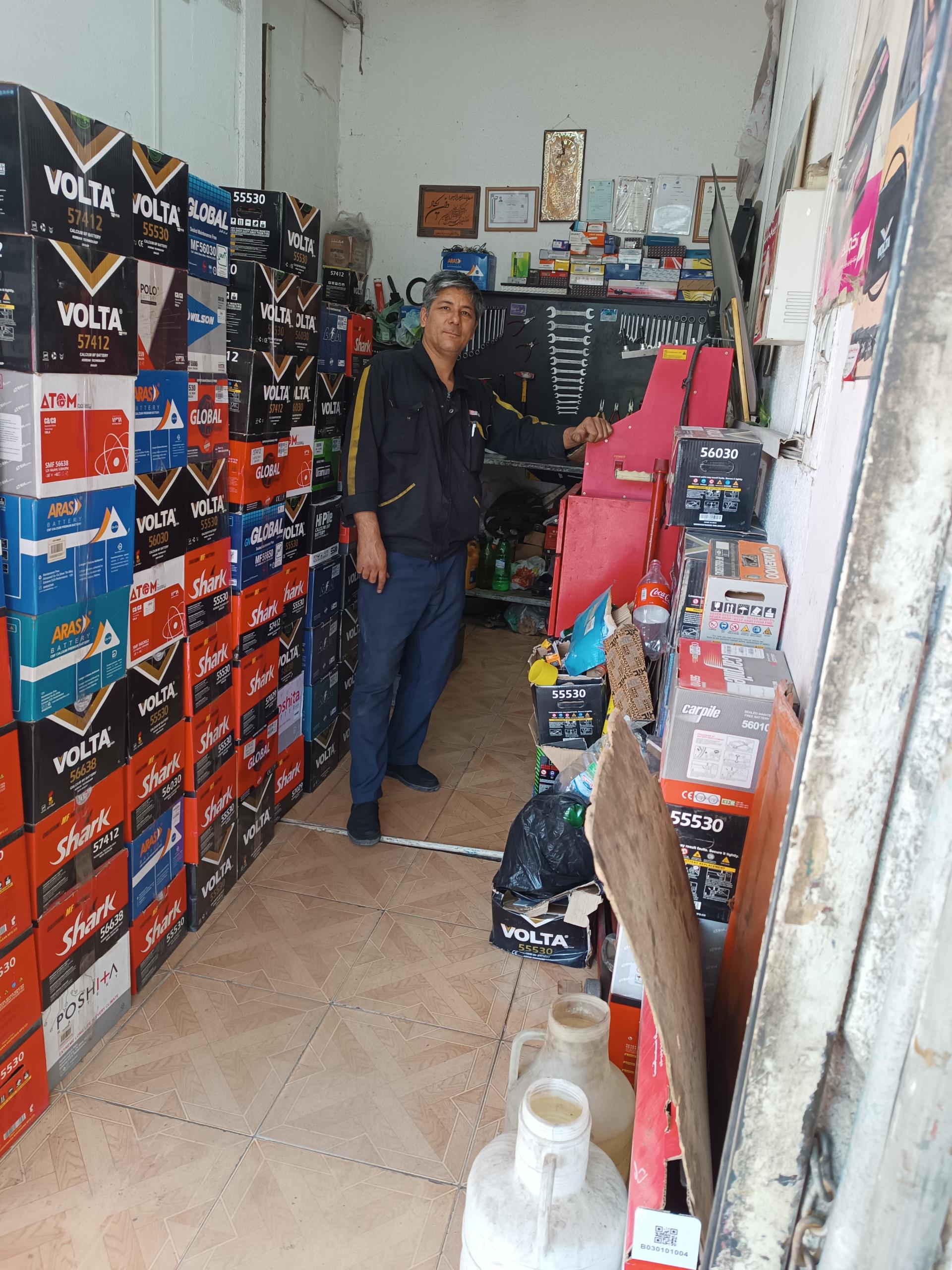 عکس برق خودرو رضا باطری نور