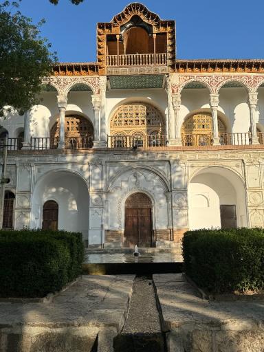 عکس عمارت خسرو آباد