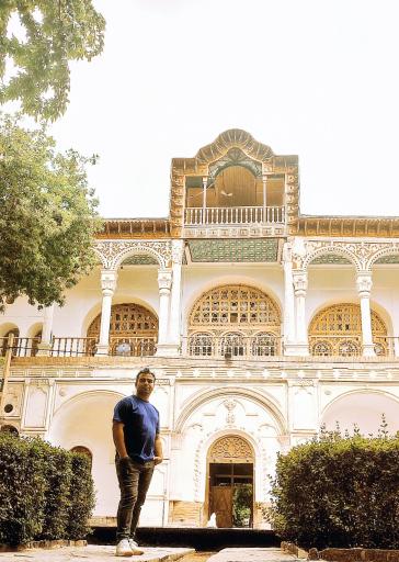 عکس عمارت خسرو آباد