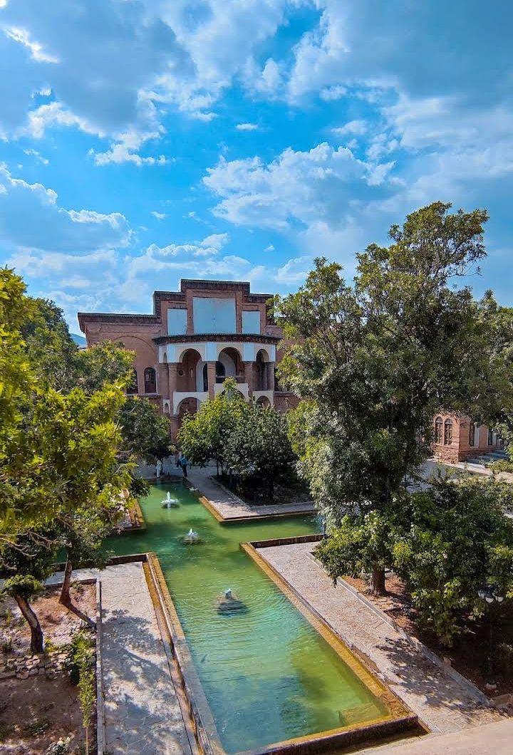 عکس عمارت خسرو آباد