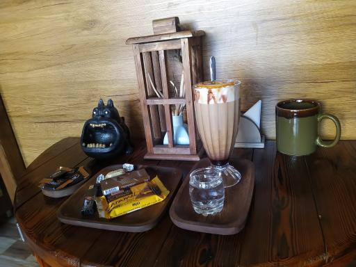 عکس کافه تریا ژوان