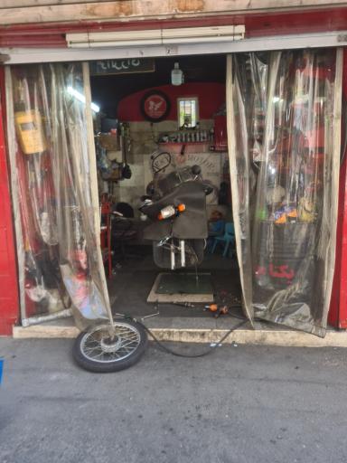 عکس موتور سازی یکتا