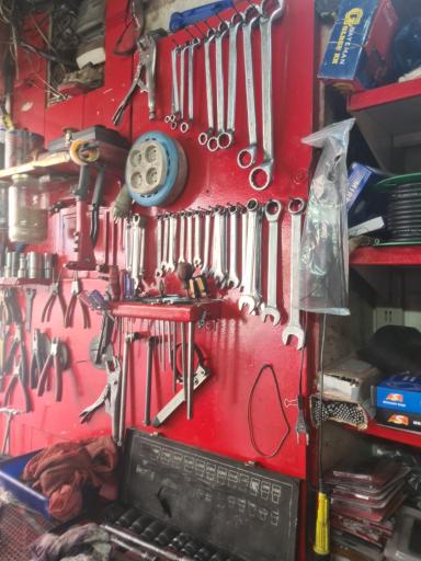 عکس موتور سازی یکتا