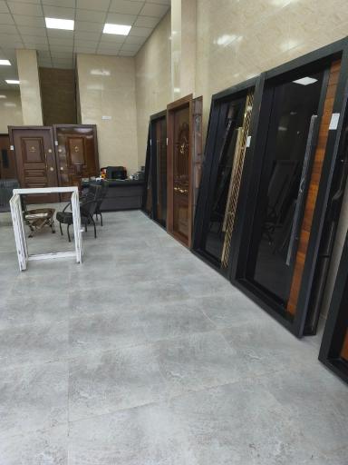 عکس بازرگانی هوشیار
