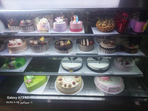 عکس شیرینی سرای برسیم