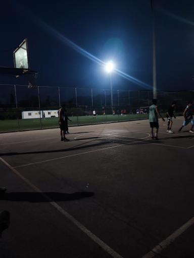 عکس زمین بسکتبال لواسان 