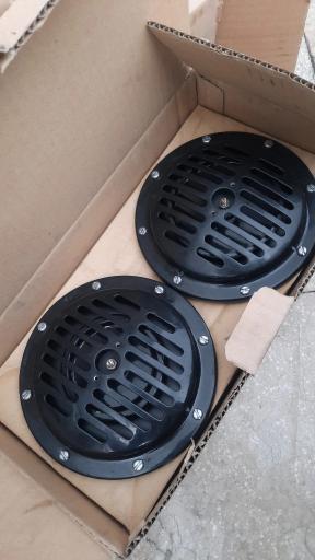 عکس خدمات بوق و چراغ خودرو 