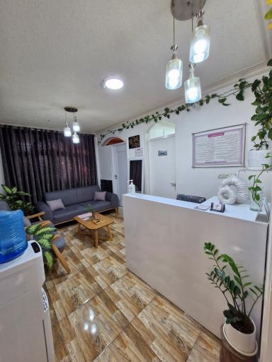 کلینیک لیزر و زیبایی پریان