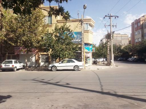 عکس مشاور املاک پارس