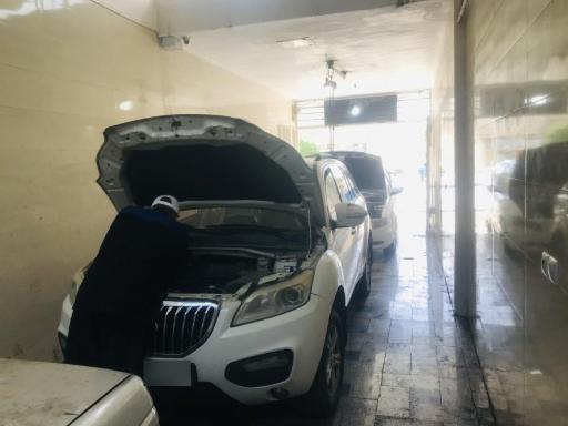عکس تعمیرگاه تخصصی پژو مرکزی