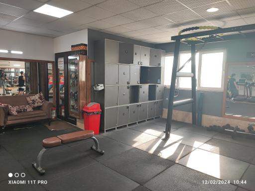 عکس باشگاه پرورش اندام خانه قدرت