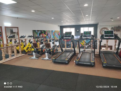 عکس باشگاه پرورش اندام خانه قدرت