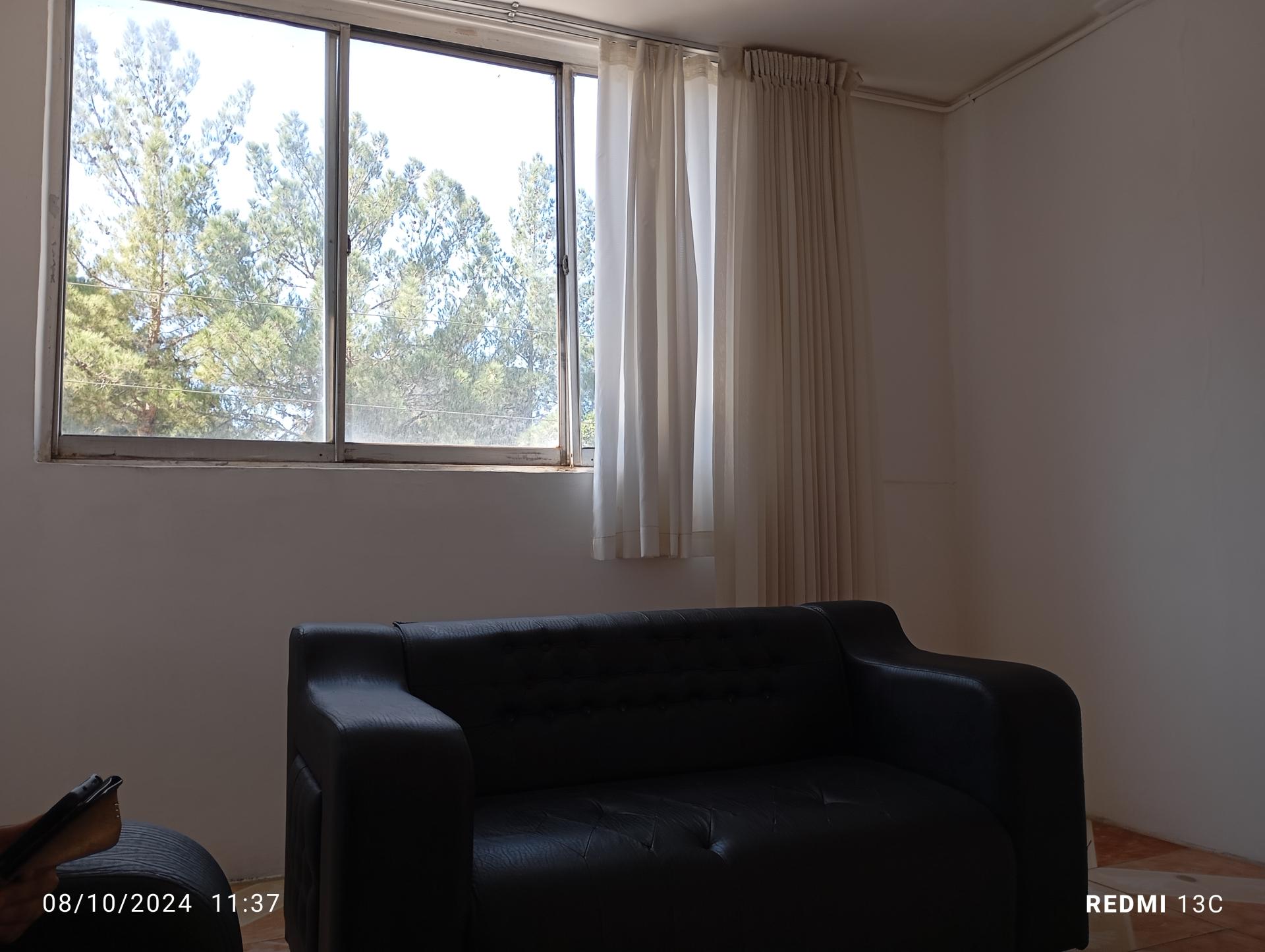 عکس دفتر اسناد رسمی ۱۲ 