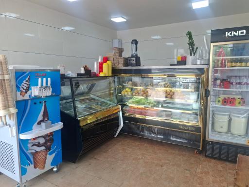 آبمیوه و بستنی جنوب