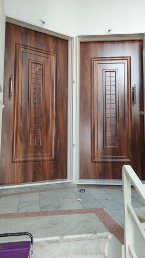 عکس آدلی درب