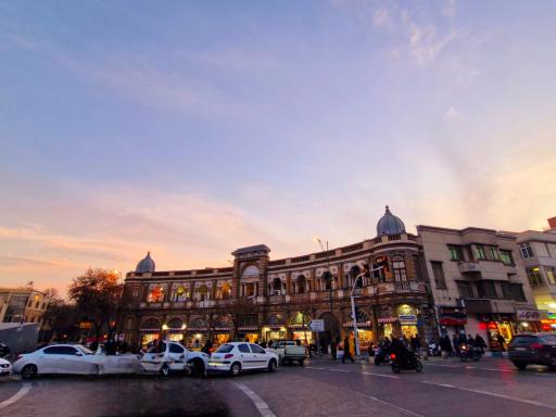 عکس میدان حسن آباد