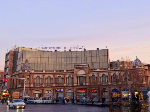 عکس میدان حسن آباد