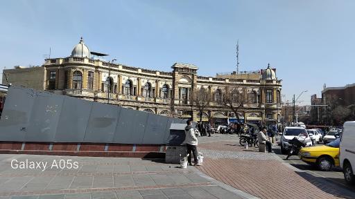 عکس میدان حسن آباد