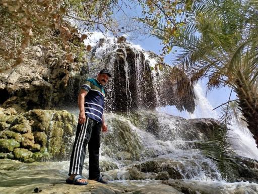 عکس آبشار تزرج