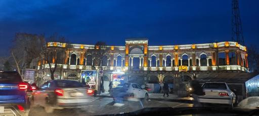 عکس میدان حسن آباد